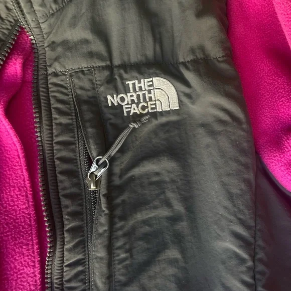 The North Face Women's Fuchsia and Grey  Ski Jacket - Picture 2 of 6
